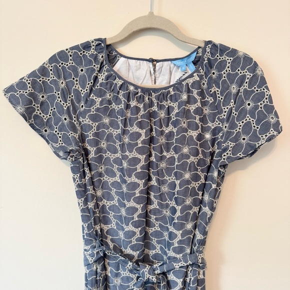 Draper James Women's Blue Embroidered Chambray Tie Waist Popover Dress Size SM - Picture 2 of 6